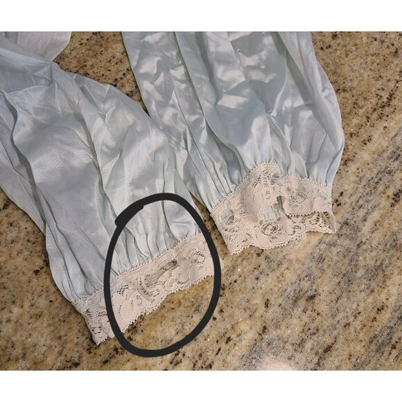 Vintage Miss Elaine Nightgown Size L ?? Blue Lace Button nightgown *flaws* - Picture 14 of 16